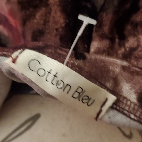 The photo dose no justice to this incredible top T - Picture 8 of 8